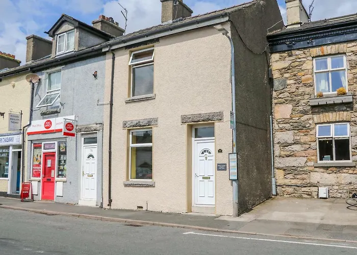 Molly\'S Cottage
